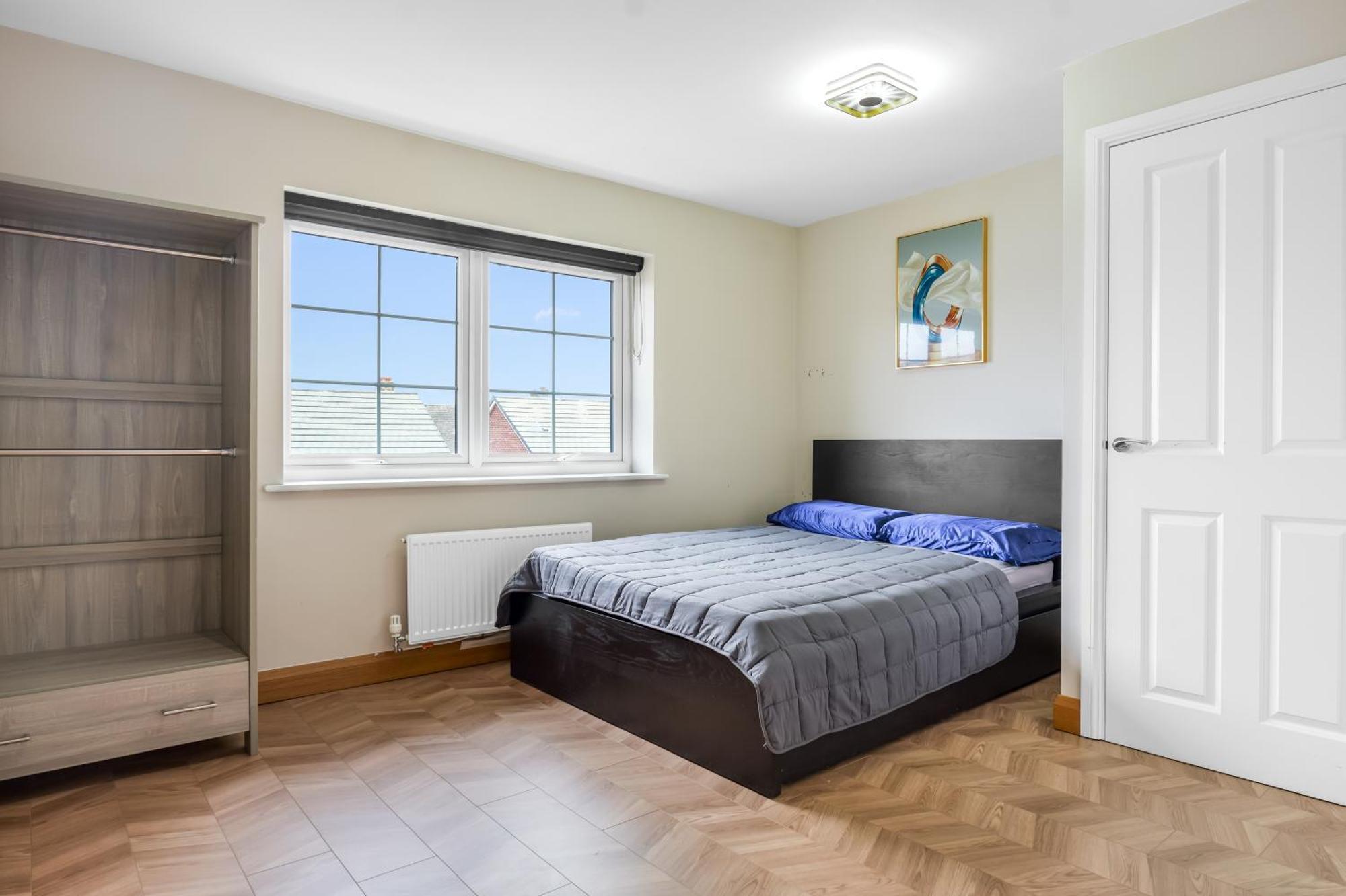 Luxurious 4 Bedroom House Liverpool